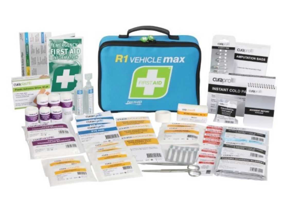 Picture of Fast Aid First Aid R1 Vehicle Max Kit Soft Pack (1-10 Persons)
